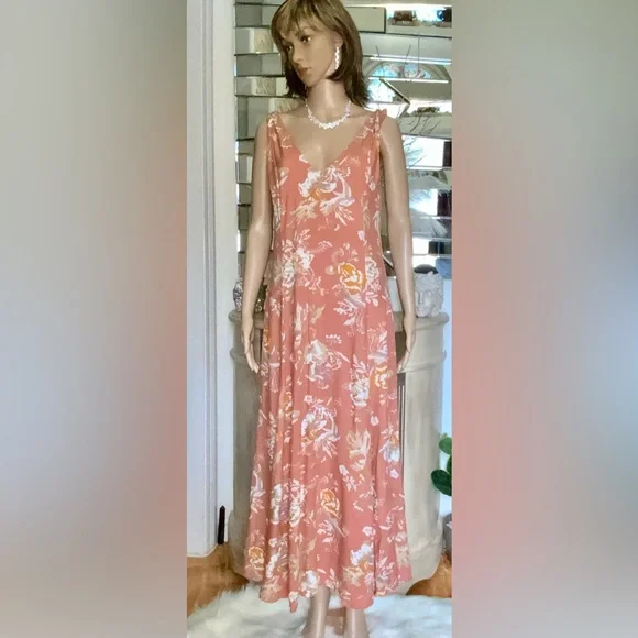 Carly Jean Los Angeles Dresses | Nwot Carly Jean Casual Dress Size S Floral Print | Color: Orange | Size: S | Prada10'S Closet